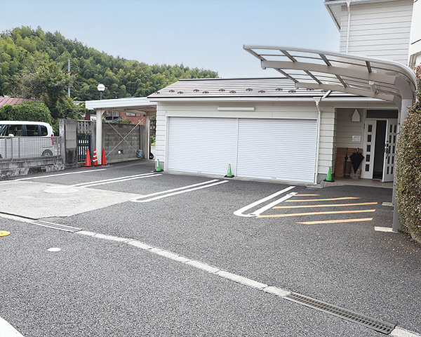 発熱外来優先駐車場